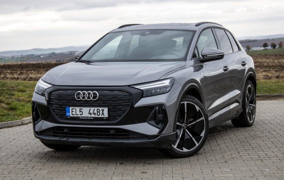 Audi Q4 35 e-tron S-Line AT/8 125kW 2022 2022 - hlavní pohled