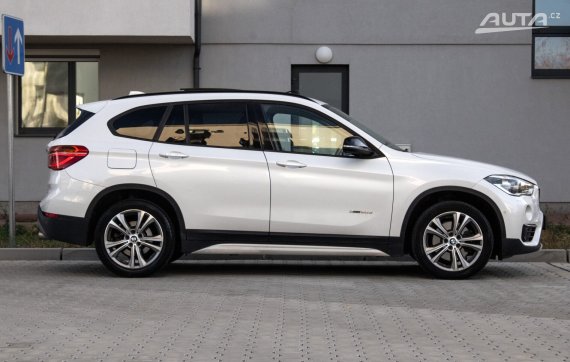 BMW X1 xDrive 20d Sport Line / 140kW / A8 / ZÁRUKA / AJ NA SPLÁTKY / PROTIÚČET 2016 bílá