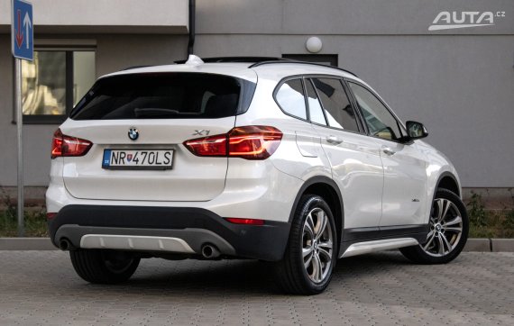 BMW X1 xDrive 20d Sport Line / 140kW / A8 / ZÁRUKA / AJ NA SPLÁTKY / PROTIÚČET 2016 bílá