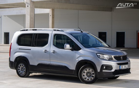 Peugeot Rifter 1.5 BlueHDi Allure Long, 96kW (2019) 2019 šedá
