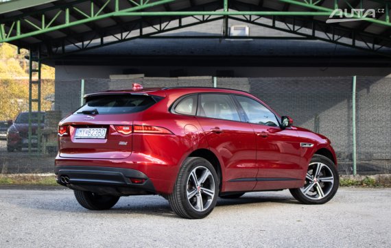 Jaguar F-Pace 2.0D I4 180k R-Sport AWD A/T, 132kW, A8 / AJ NA SPLÁTKY / PROTIÚČET / 2016 červená