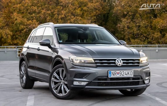 Volkswagen Tiguan 2.0 TDI 4MOTION Highline DSG / 140kW / A7 / ZÁRUKA / AJ NA SPLÁTKY / PROTIÚČE 2016 šedá
