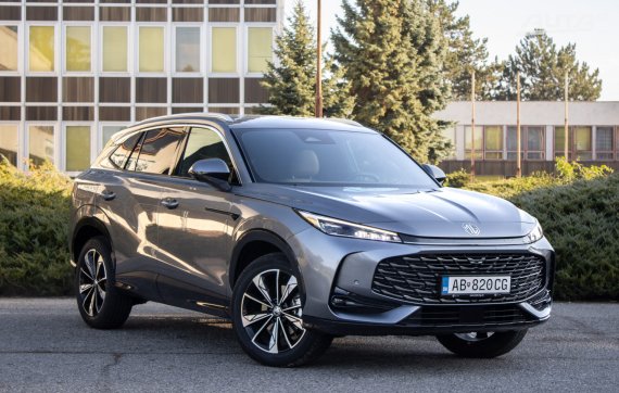 Mg HS Exclusive 1.5 T-GDI 170 7DCT / 125kW / A7 / ZÁRUKA / AJ NA SPLÁTKY / PROTIÚČET 2025 šedá