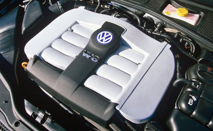 VW passat W8 motor