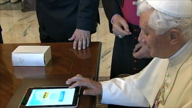 Pope iPad