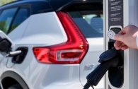 Volvo vyzývá automobilový průmysl, aby přešel na elektropohon