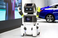 Hyundai robot s umělou inteligencí bude obsluhovat zákazníky v auto prodejnách