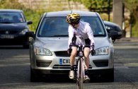 Změny v zákoně: Řidič má povinnost objet cyklistu ve vzdálenosti 1,5 metru