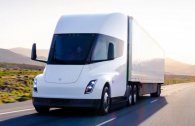 Výroba nákladních vozů Tesla začne 1. prosince